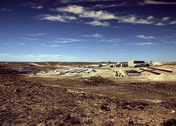 Los yacimientos mineros de Santa Cruz producen al 80% de su capacidad en el marco de la pandemia