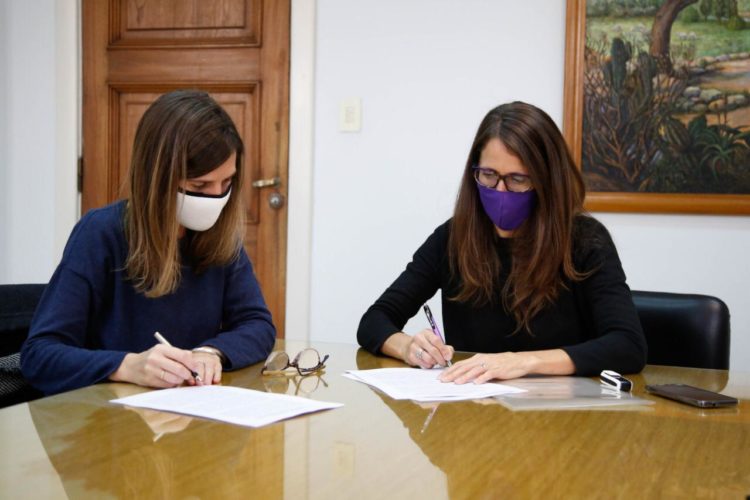 Elizabeth Gómez Alcorta y Fernanda Raverta firmaron un convenio marco de cooperación