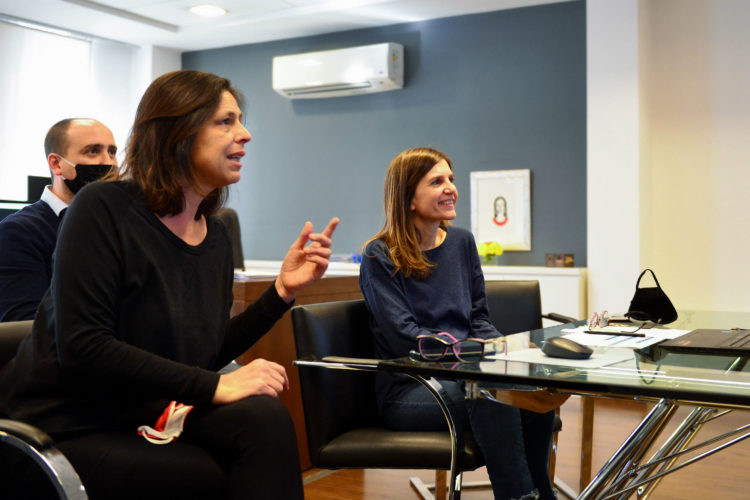 La ANSES sumó a C. Olivia en la atención al público.