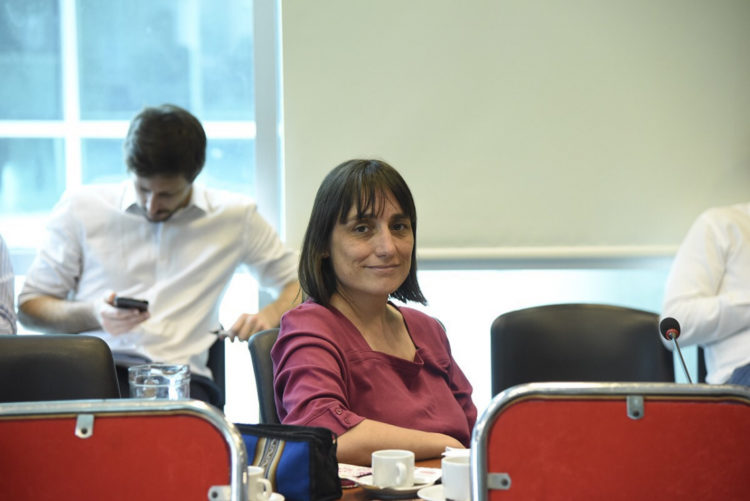 El FIT presenta proyecto para proteger a los trabajadores que realizan teletrabajo