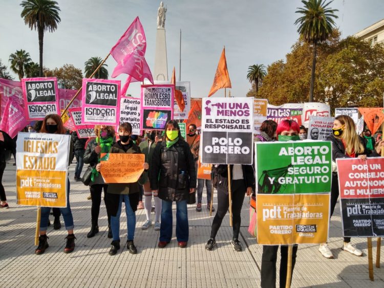 #NiUnaMenos: se realizó un acto en Plaza de Mayo