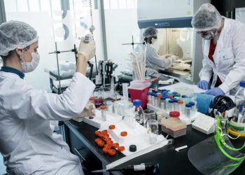 Coronavirus: suman 5.637 los fallecidos y 289.100 los contagiados en el país