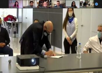 Biología molecular: “Este laboratorio es producto de la decisión y de la acción política”