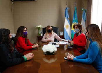 ELIZABETH GÓMEZ ALCORTA DIALOGÓ EN CAÑUELAS SOBRE EL TRABAJO TERRITORIAL Y LAS POLÍTICAS QUE SE IMPULSAN PARA PREVENIR LAS VIOLENCIAS DE GÉNERO Y PROMOVER LA IGUALDAD