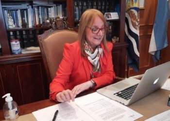 El Gobierno de Santa Cruz anunció la nueva línea de financiamiento para PyMEs