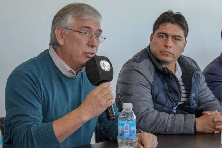 Julio Gutiérrez, sobre el Convenio Colectivo de Petroleros: “Le pone un broche de oro al gran trabajo que vienen haciendo”