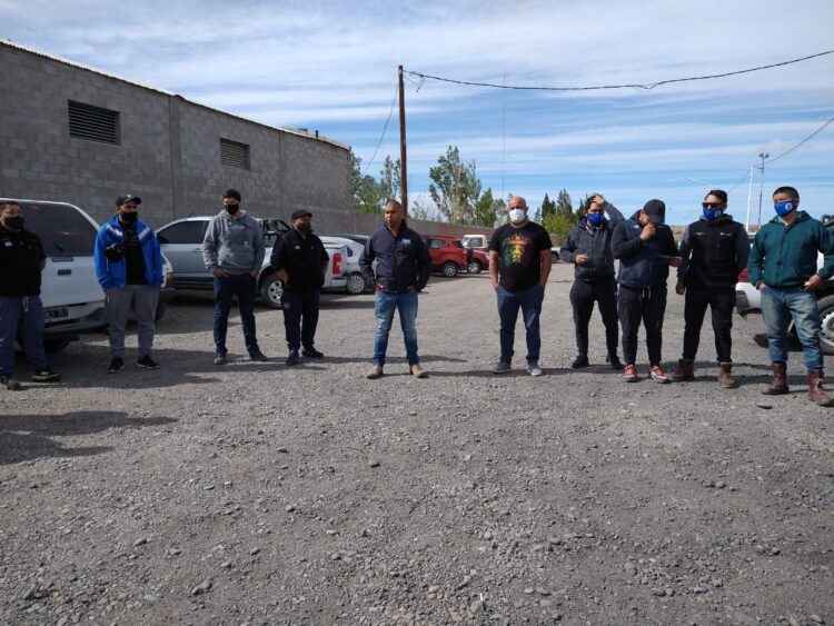 Petroleros inicia medida de fuerza a las tres operadoras por irregularidades en San Antonio