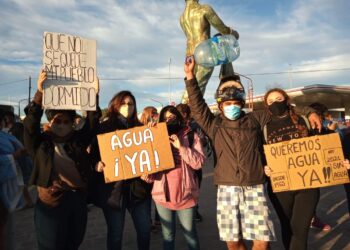 Omar Latini: “La pueblada por el agua nos salvó de una catástrofe sanitaria”