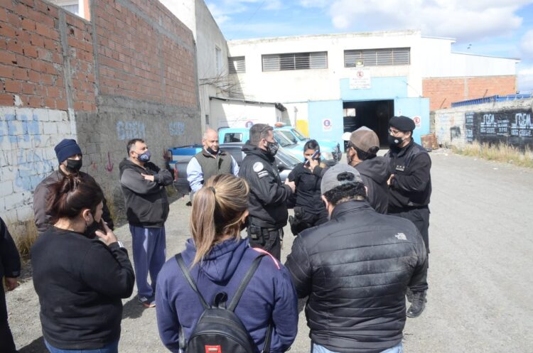 Los reclamos de los trabajadores tuvieron una vez más como respuesta la violencia de la patota del intendente Grasso.