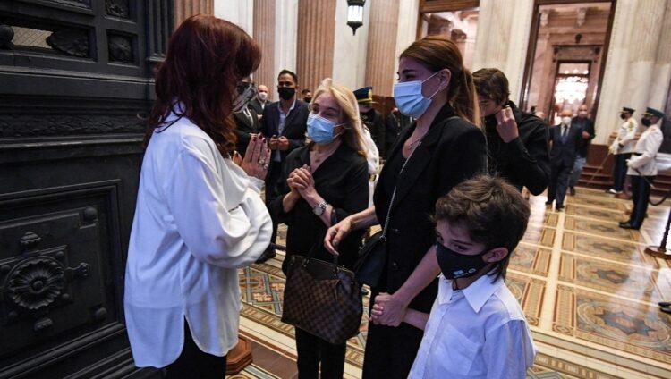 Carlos Menem es velado en el Congreso