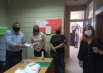 Autoridades de Educación visitaron instituciones escolares en distintas localidades de Santa Cruz