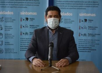 Aballay: “Hoy se comenzará a vacunar a los adultos mayores de 75 años en toda la provincia”