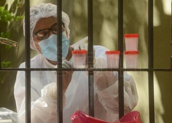 Hubo 368 muertos y se reportaron 25.157 nuevos casos en el país