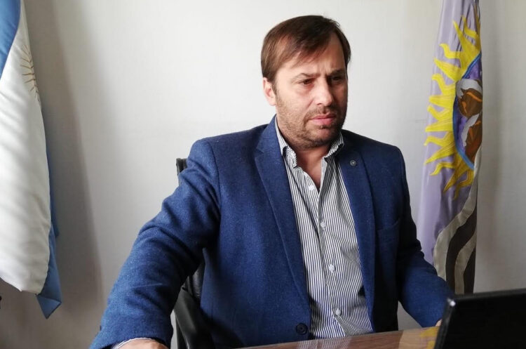 Daniel Roquel “Nos mintieron a todos, es una vergüenza que Michudis siga en el directorio de Servicios Públicos”