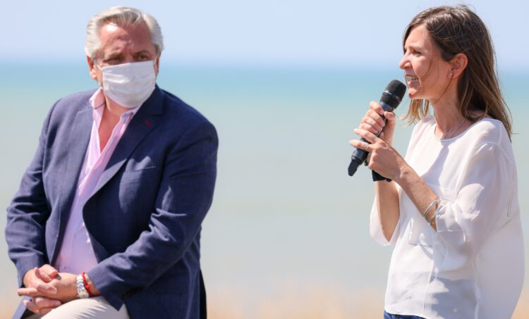 1.300.000 DE BENEFICIARIOS DE LA AUH PERCIBIRÁN UN PLUS DE MÁS DE 7000 PESOS