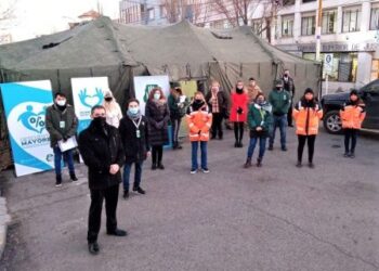 Acompañaron a jubilados y jubiladas que percibieron el aguinaldo