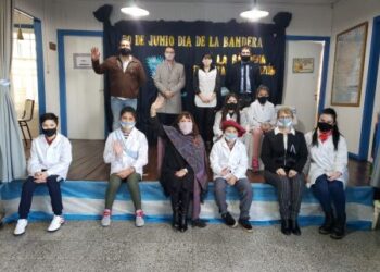 Acto de promesa a la Bandera: emotivo acto en la Escuela Primaria Rural Nº 31