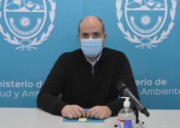 Flores: “Santa Cruz recibirá alrededor de 13.000 dosis del segundo componente de la vacuna Sinopharm en esta jornada”