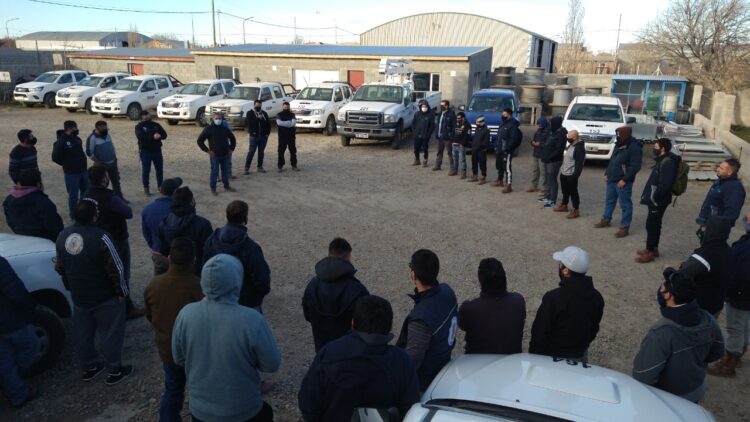 Petroleros resuelve reclamo de SEIP, y avanza la reactivación de la actividad en la industria