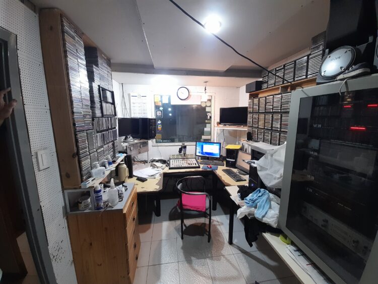 ANIVERSARIO 33 DE LRF 375 FM LIBERTAD DE PICO TRUNCADO