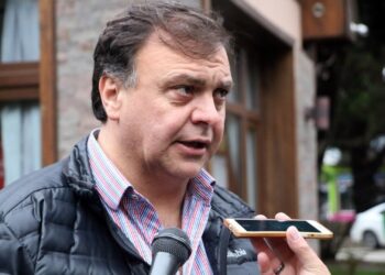 Belloni: “La gobernadora se equivoca en el tema de educación”