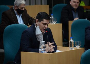 Proponen crear la Defensoría  de Niñas, Niños y Adolescentes de la Provincia de Santa Cruz.