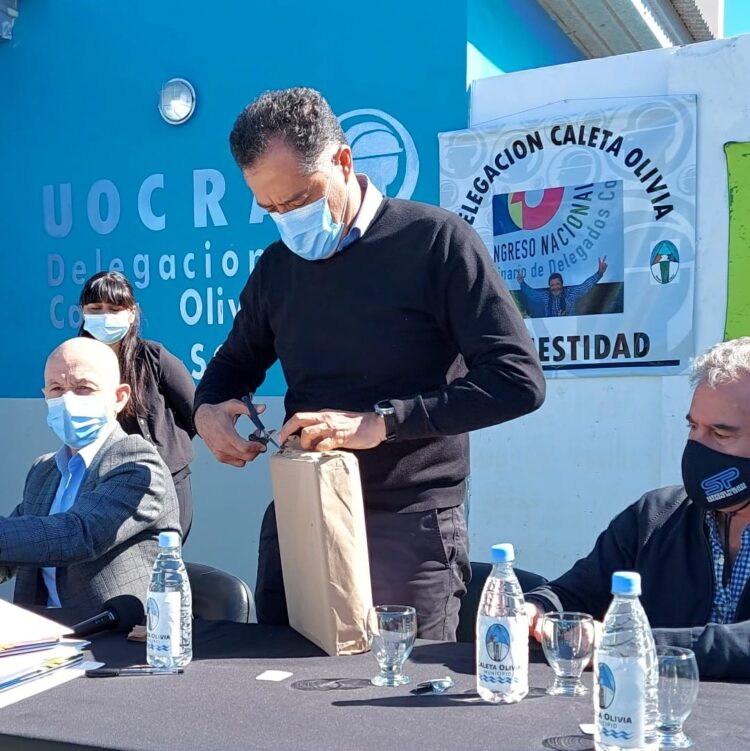 CALETA OLIVIA: Apertura de Licitación Línea de Media Tensión para la planta de Osmosis Inversa