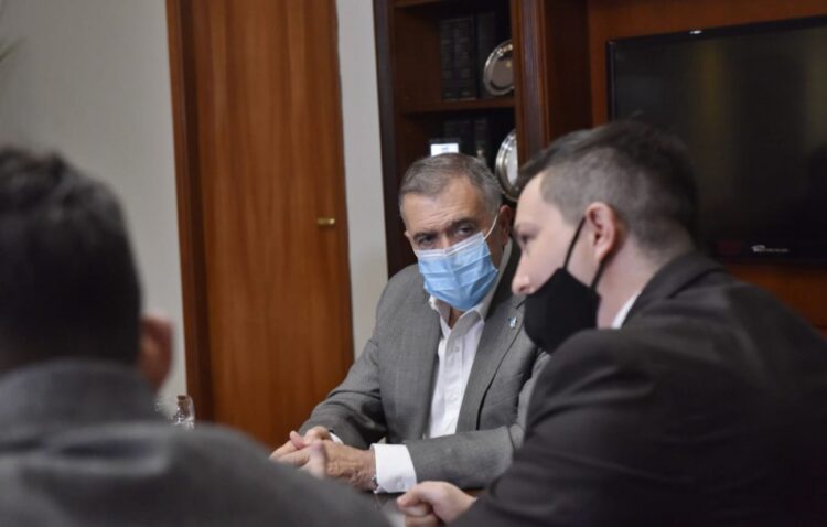 Alberto, Manzur y Massa en shock porque Jaldo se atrinchera en la gobernación de Tucumán