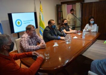 Se realizó la apertura de sobres de la licitación para construir 30 viviendas en Los Antiguos
