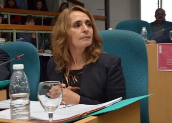 RICCI PIDIÓ ACELERAR LA VACUNACION