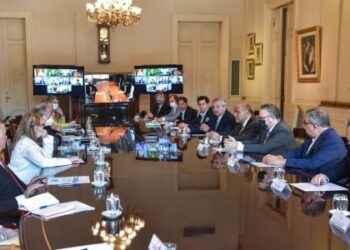 Alicia participó del encuentro con gobernadoras y gobernadores por el acuerdo de precios