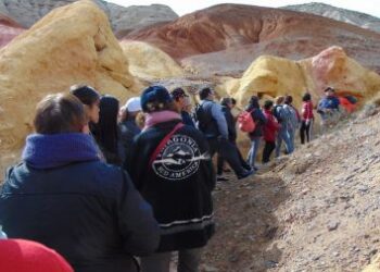 Jubilados y jubiladas de Perito Moreno disfrutaron de excursión organizada por la Caja de Previsión Social