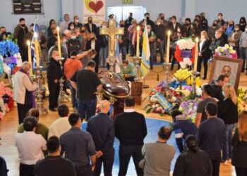 El Gobierno de Santa Cruz acompañó la despedida pública del intendente Guillermo Mercado