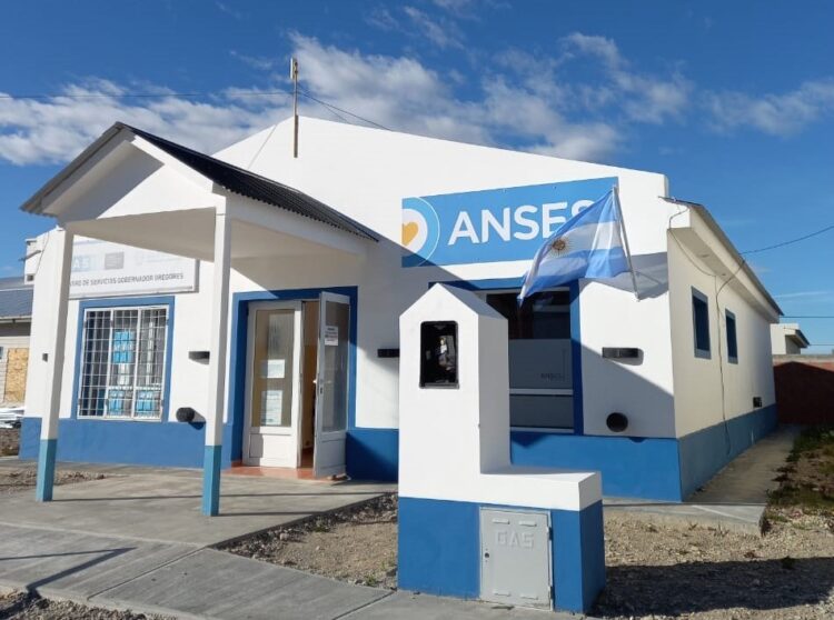LA ANSES INAUGURÓ UNA OFICINA EN GOBERNADOR GREGORES