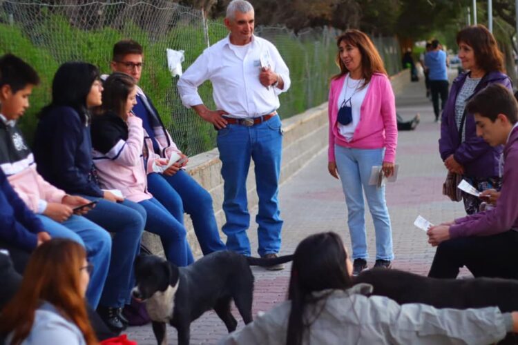 ROXANA REYES: «EL DOMINGO LE VAMOS A DECIR BASTA AL MODELO QUE PARALIZÓ LA PROVINCIA»