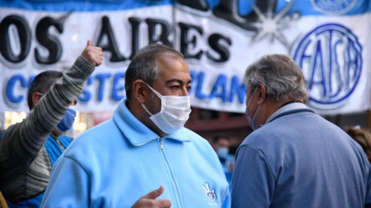 La CGT a Alberto: «Si rompes con Cristina estamos para bancarte»