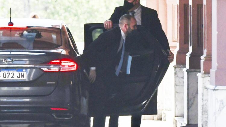 Shock post elecciones: Por la pérdida de reservas, el Central podía soltar el dólar paralelo