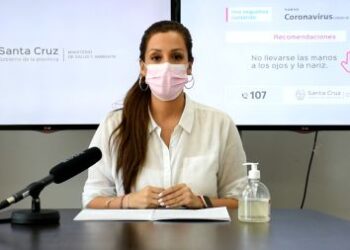 Ibáñez: “Desde hoy se entrega el nuevo carnet sanitario a quienes completaron el esquema de vacunación”