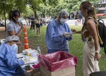 Se registraron 81.210 nuevos contagios de coronavirus en la Argentina