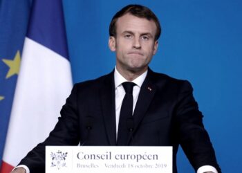 Macron arremete contra los no vacunados mientras el coronavirus arrasa en Francia