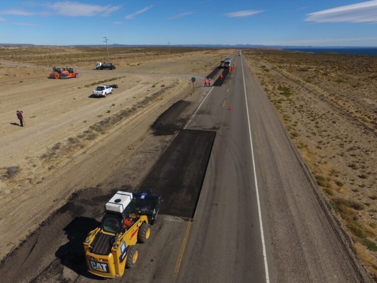 SANTA CRUZ: NACIÓN AVANZA CON LA REPAVIMENTACIÓN DE UN TRAMO CLAVE PARA LA ACTIVIDAD PETROLERA DE LA RUTA NACIONAL 3