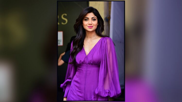 Actriz india fue absuelta después de 15 años por haber sido besada por Richard Gere