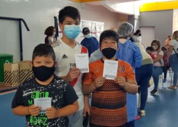 Casi el cincuenta por ciento de niños, niñas y adolescentes de Santa Cruz no están vacunados contra el COVID-19