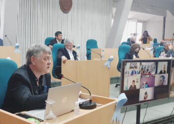 El diputado Oliva advirtió al oficialismo las “importantes deudas pendientes” en materia de género e igualdad en Santa Cruz