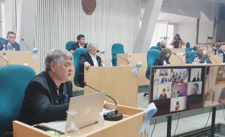 El diputado Oliva advirtió al oficialismo las “importantes deudas pendientes” en materia de género e igualdad en Santa Cruz