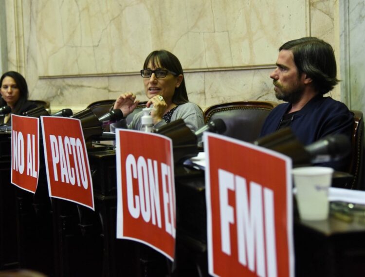 Romina Del Plá: “Son los pagadores y los endeudadores seriales los que nos llevan al default.”