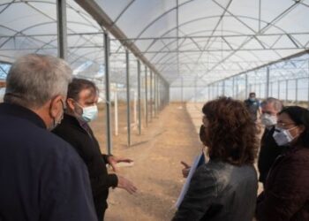 La Cementera de Pico Truncado firmó convenio de colaboración para fortalecer proyectos en la localidad