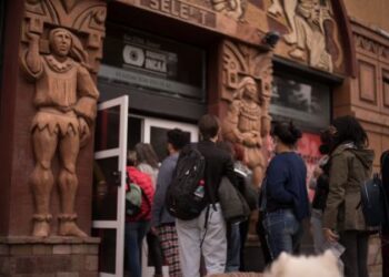 Subió el telón del 35° Festival de Teatro Santacruceño