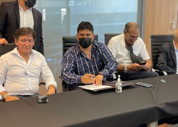 Petroleros logra un salario mínimo de 148.000, que se incrementará un 26% con los haberes de marzo