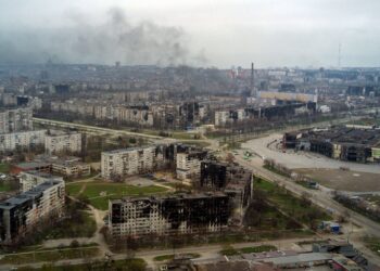 Zelenski aseguró que Mariupol «continúa resistiendo»